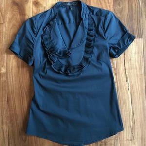 BCBG short sleeved v-neck top